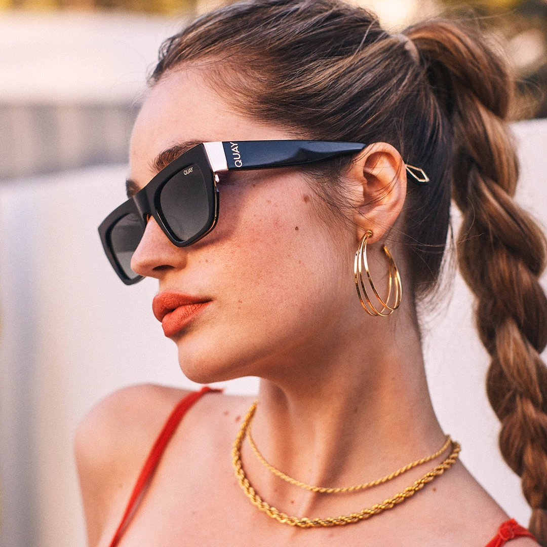 Quay DOLLAR SIGNS FEATURED