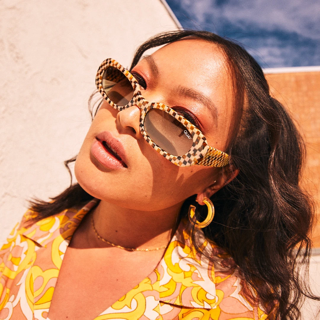 Quay All Sunglasses SO SERIOUS