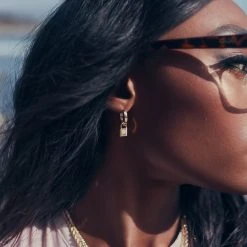 Quay Australia All Jewelry ON LOCK HUGGIES